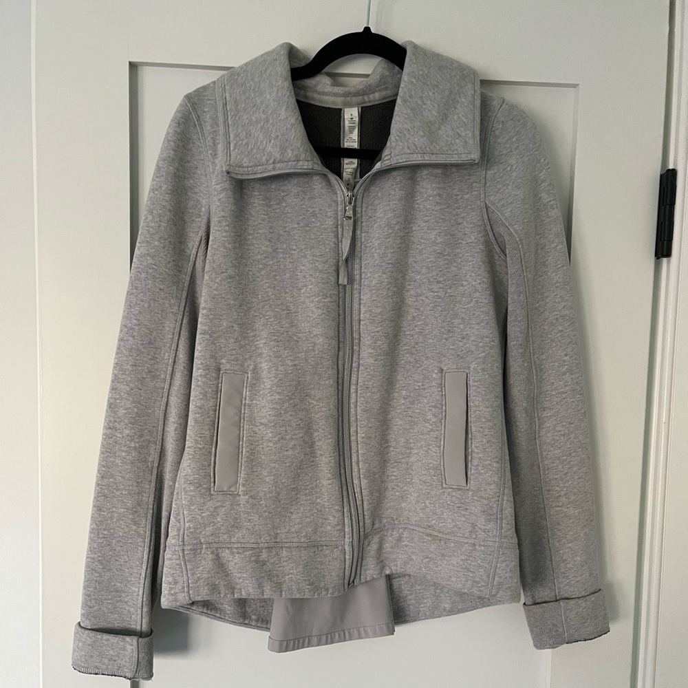 LuluLemon Athletica En Route Jacket
